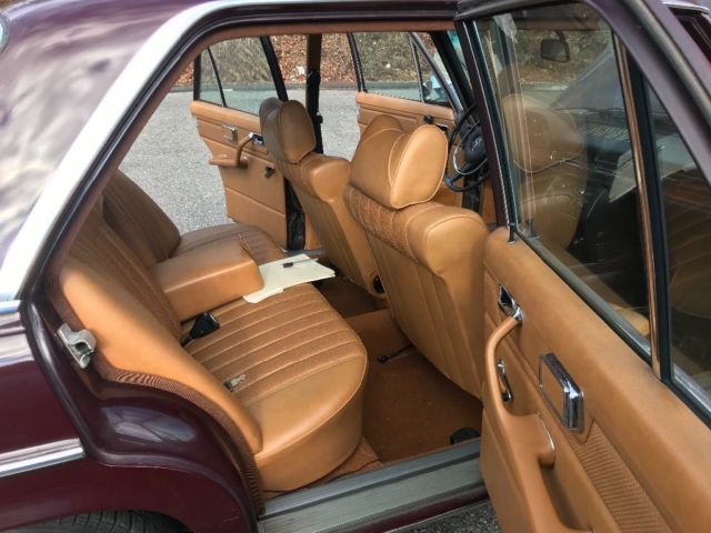 1972 Mercedes-Benz 200-Series - photo 6