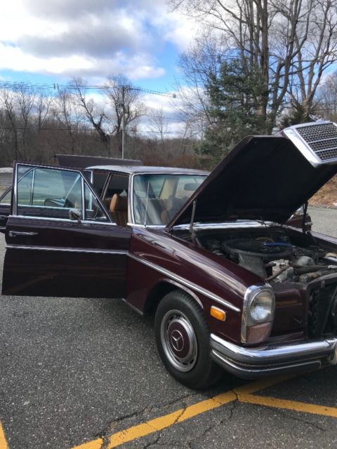 1972 Mercedes-Benz 200-Series - photo 8