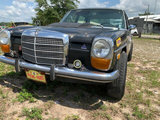 1972 Mercedes-Benz 200-Series - photo 11