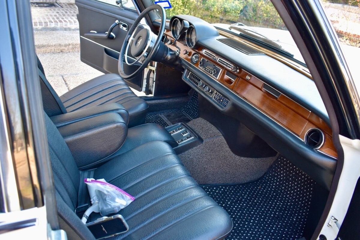 1972 Mercedes-Benz 280SE - photo 13