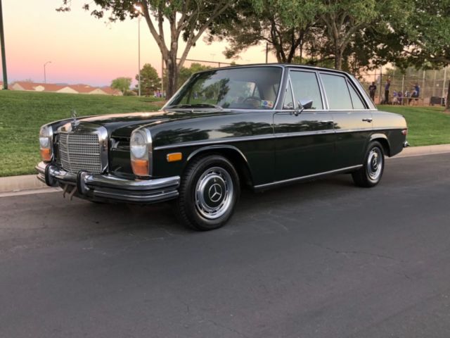 1972 Mercedes-Benz 200-Series - photo 4