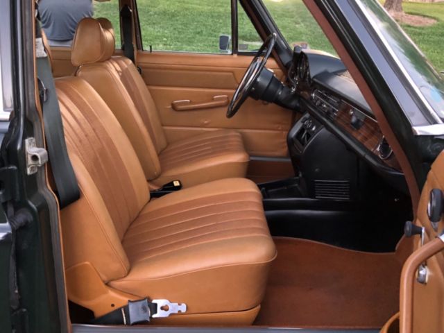 1972 Mercedes-Benz 200-Series - photo 6