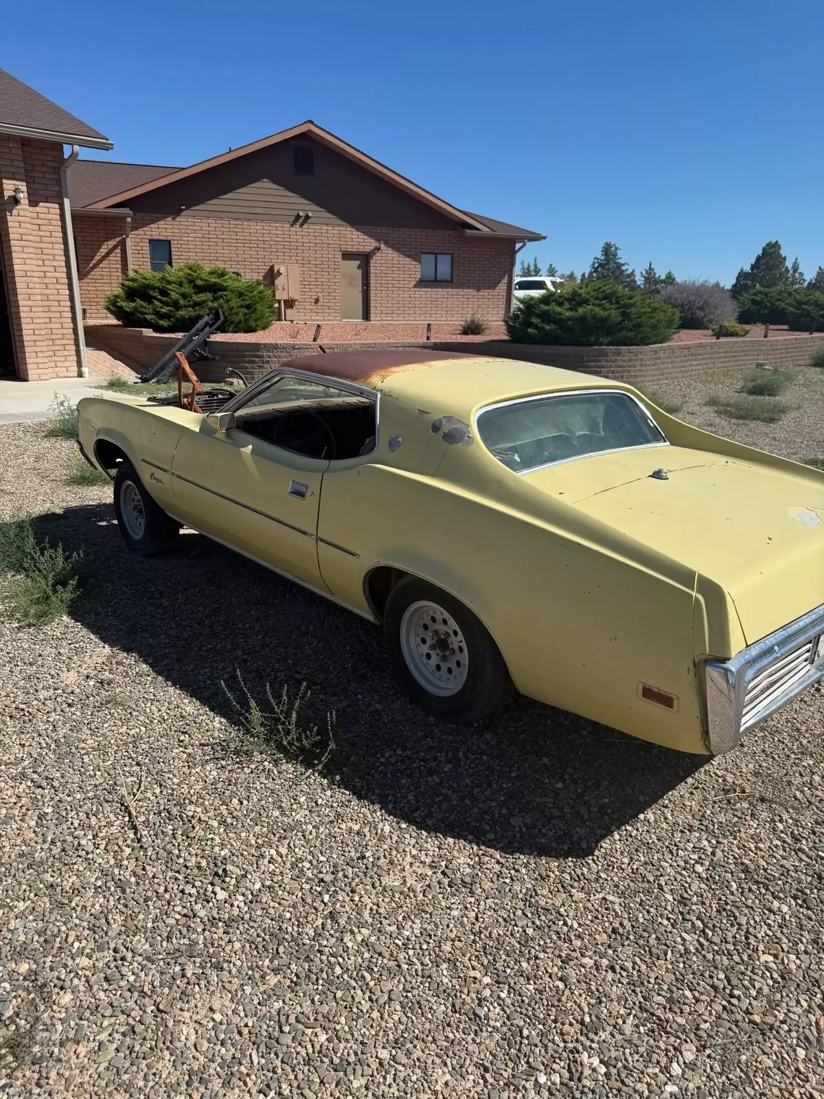 1972 Mercury Cougar 5.8 Sedan Yellow 1972 Mercury Cougar