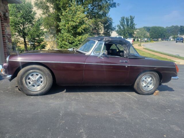 1972 MG B - photo 5