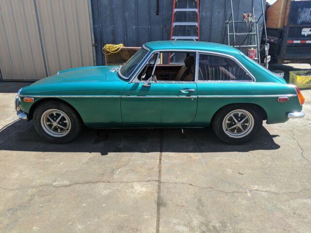 1972 MG gt - photo 4