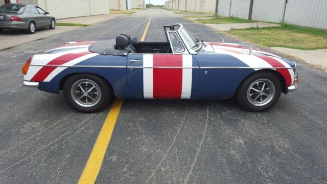 1972 MG MGB - photo 2