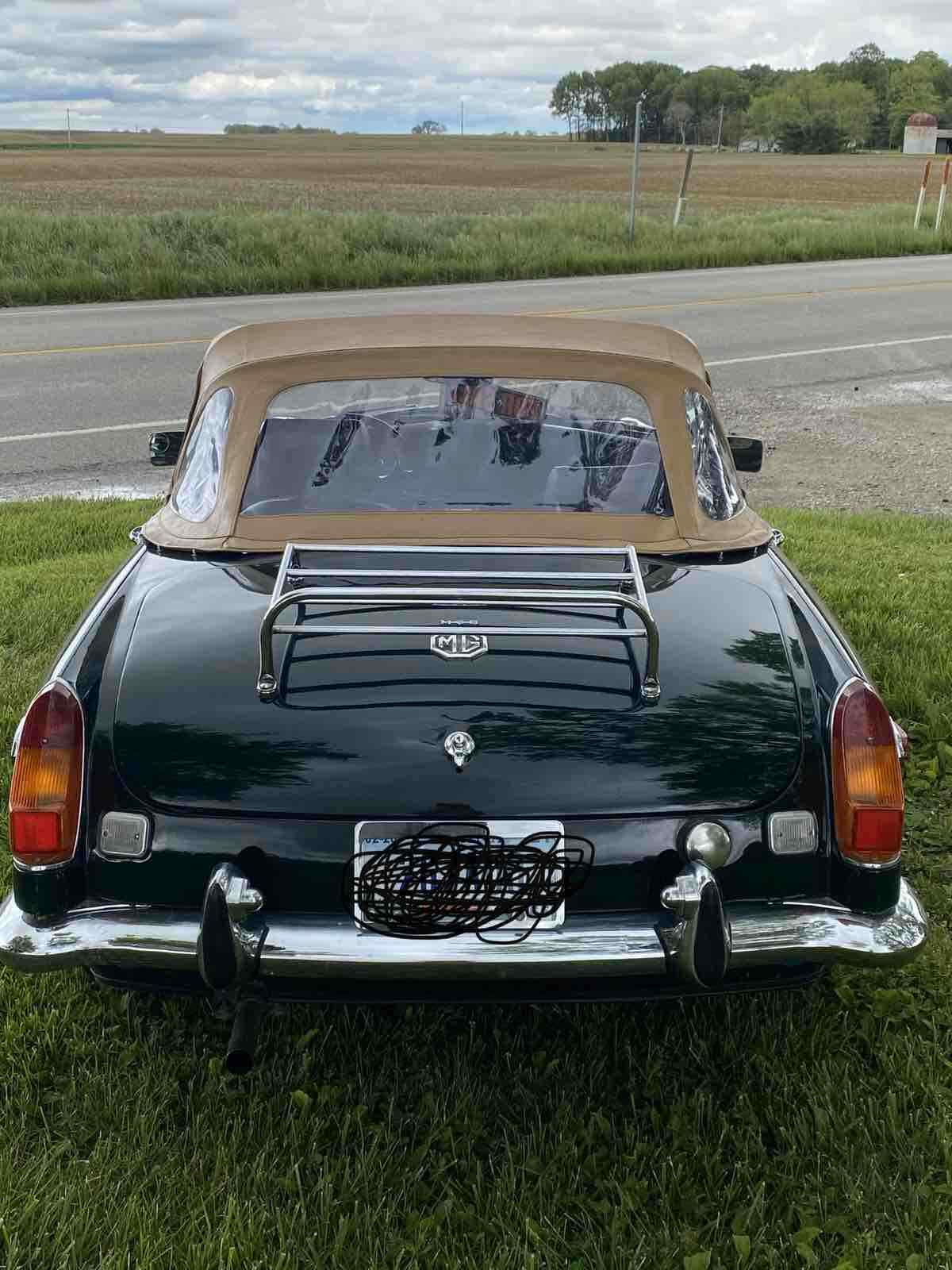 1972 MG MGB - photo 2