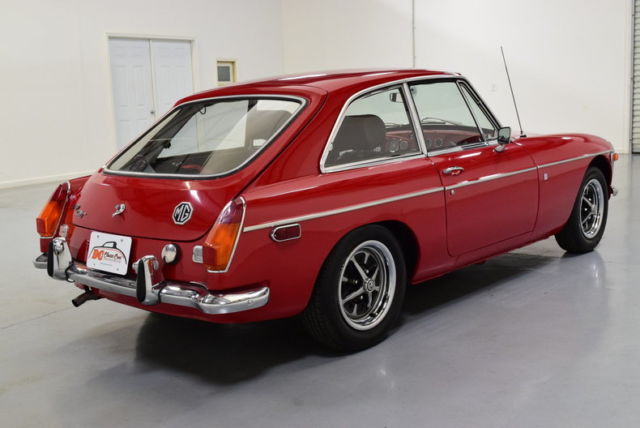 1972 MG MGB GT - photo 3
