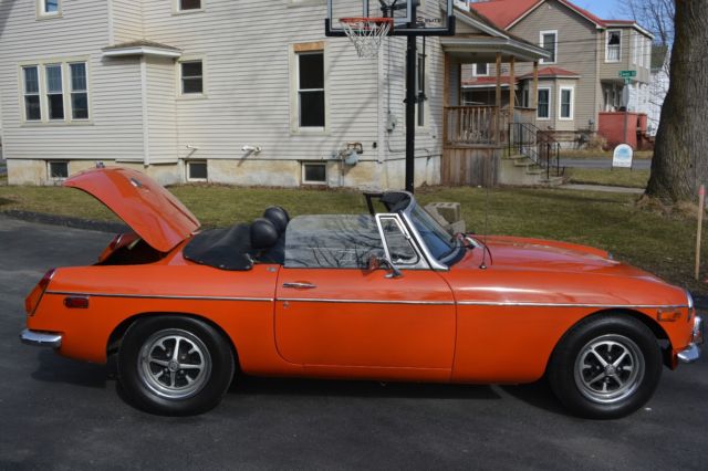 1972 MG MGB Roadster - photo 3