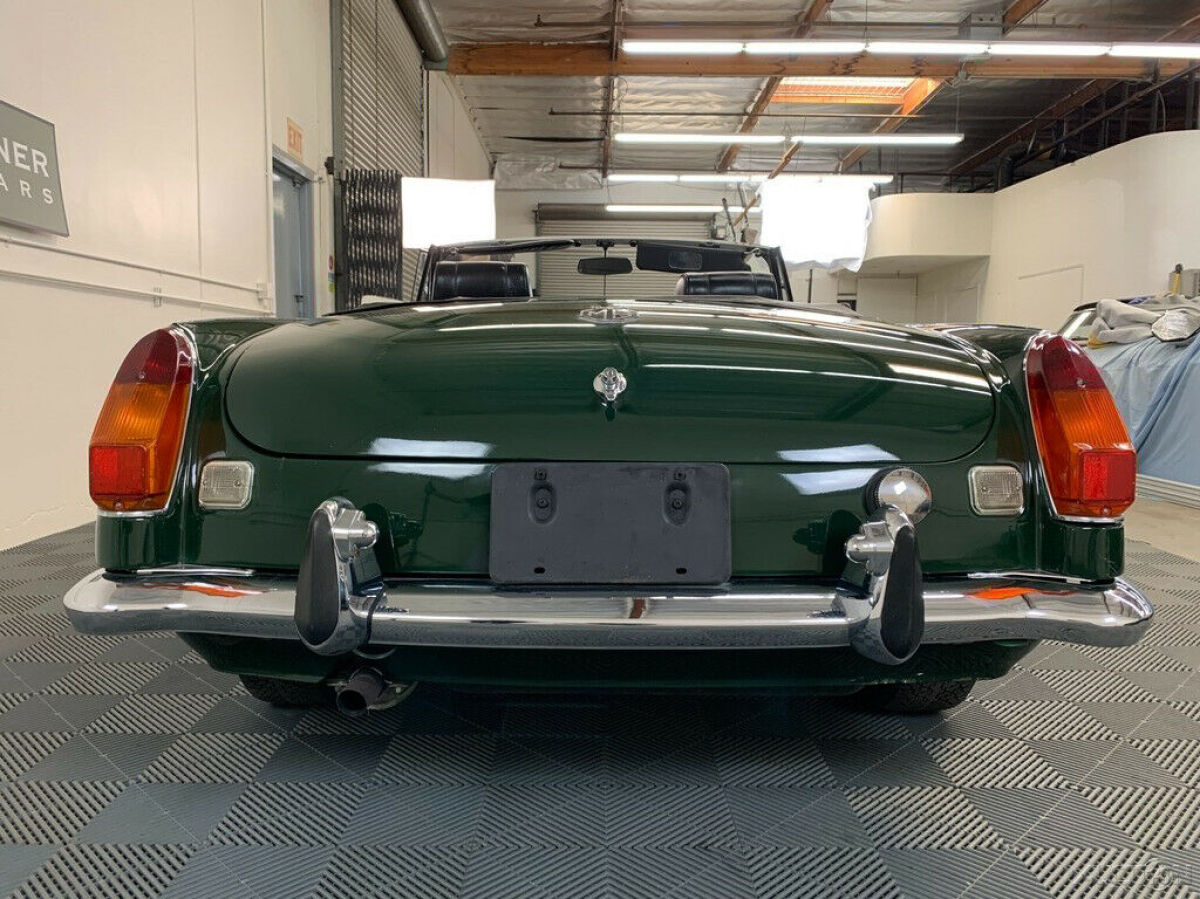 1972 MG MGB 1972 MGB ROADSTER. 4-SPEED, ROSTYLE WHEELS. - photo 11