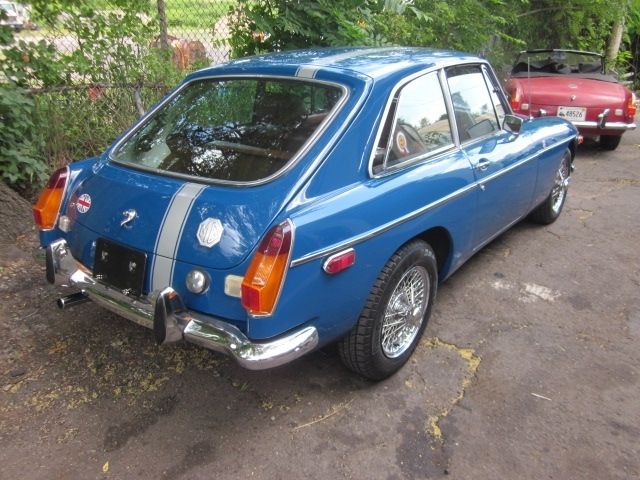1972 MG MGB GT - photo 2