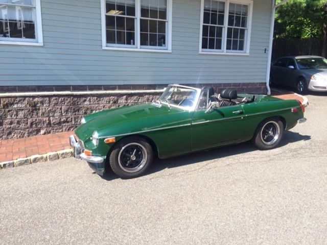 1972 MGB Roadster -- Fully Sorted and ready to Enjoy 1972 MG MGB Leather