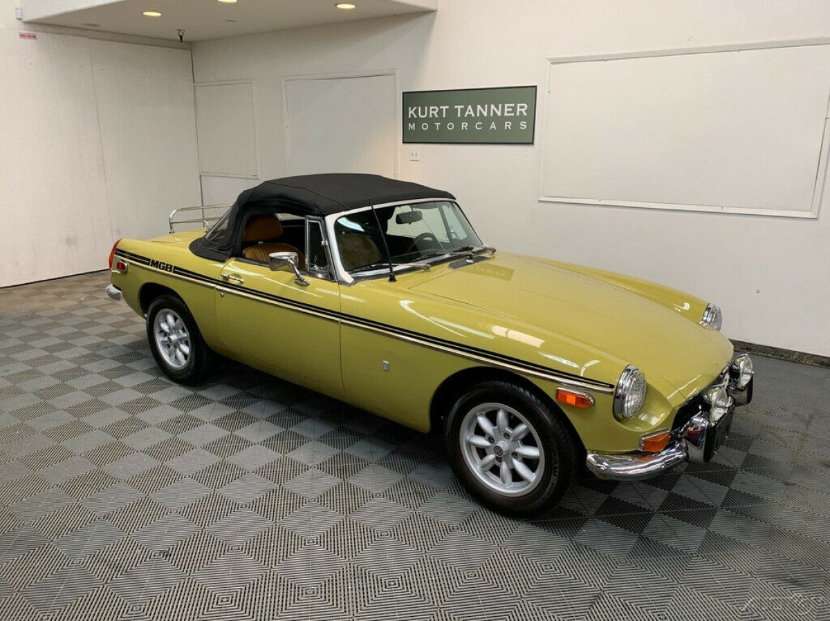 1972 MG MGB 1972 MGB ROADSTER. 74,515 MILES. - photo 10