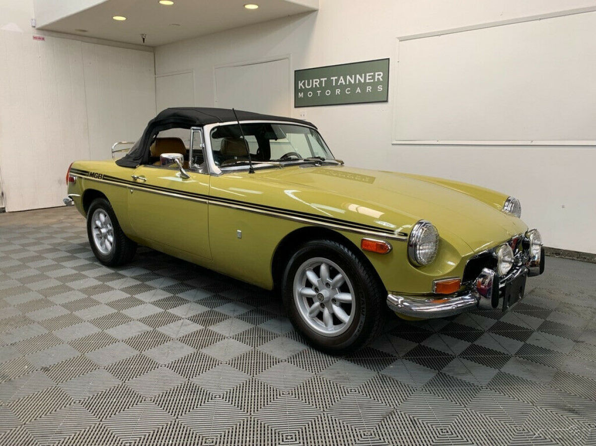 1972 MG MGB 1972 MGB ROADSTER. 74,515 MILES. - photo 11
