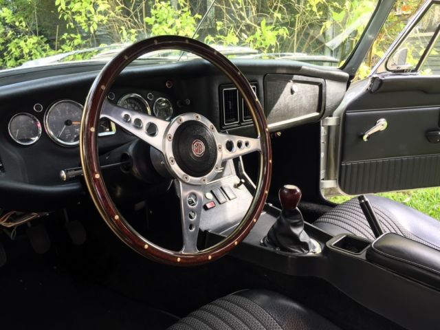 1972 MG MGB V6 Roadster - photo 6