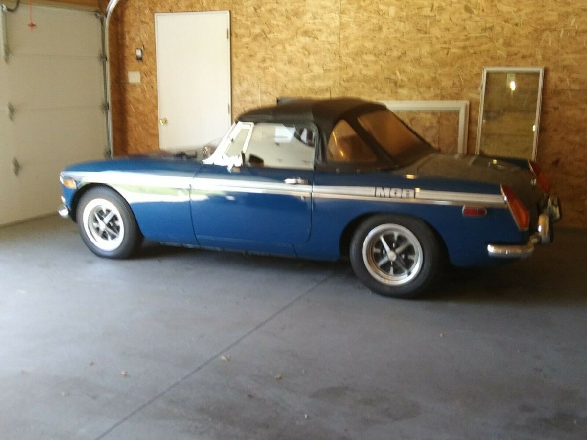 1972 MG MGB - photo 2