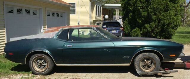 1972 Mustang coupe Project Car PLUS 1973 parts car 1972 Ford Mustang Coupe