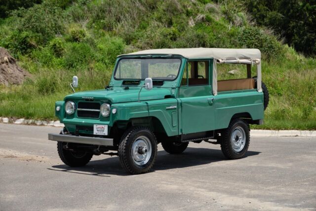 1972 Nissan Patrol 60 Series 4x4 Frame Off Restored Green 1972 Nissan Patrol 60 Series 4x4 Frame Off Restored