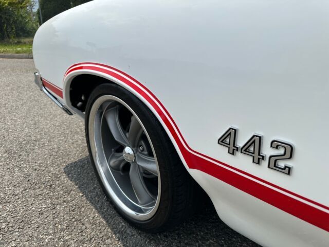 1972 Oldsmobile Cutlass 442 - photo 13