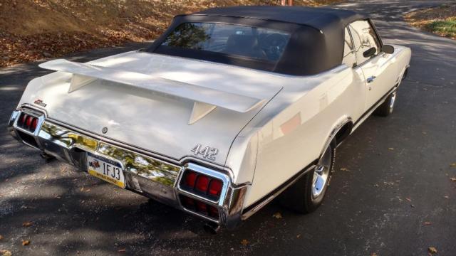 1972 Oldsmobile Cutlass 442 Convertible - photo 4