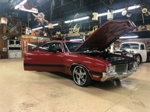 1972 Oldsmobile Cutlass 350 Rocket 1972 Oldsmobile Cutlass