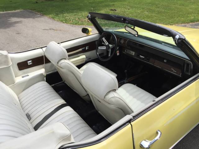 1972 Oldsmobile Cutlass 442 - photo 2