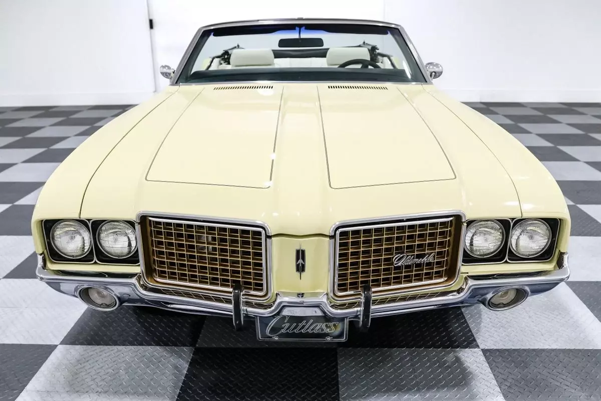1972 Oldsmobile Cutlass - photo 3