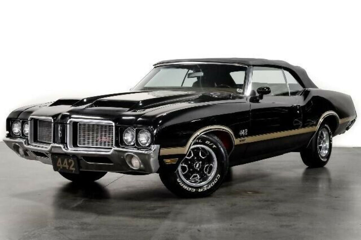 1972 Oldsmobile Cutlass 442 Convertible - photo 2