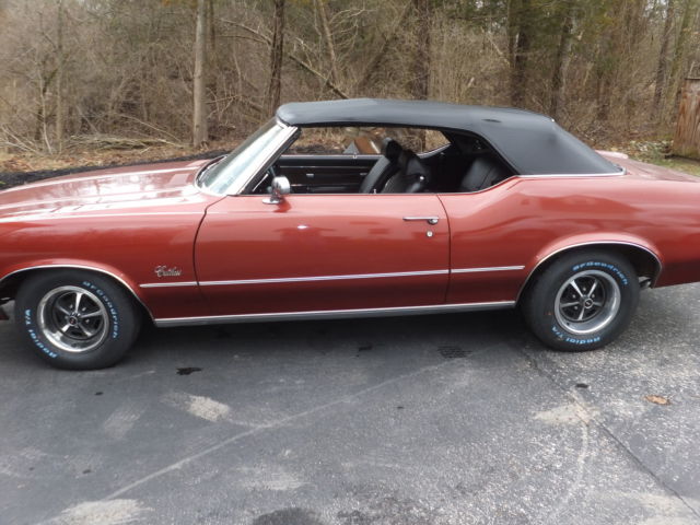 1972 Oldsmobile Cutlass Cutlass S - photo 2