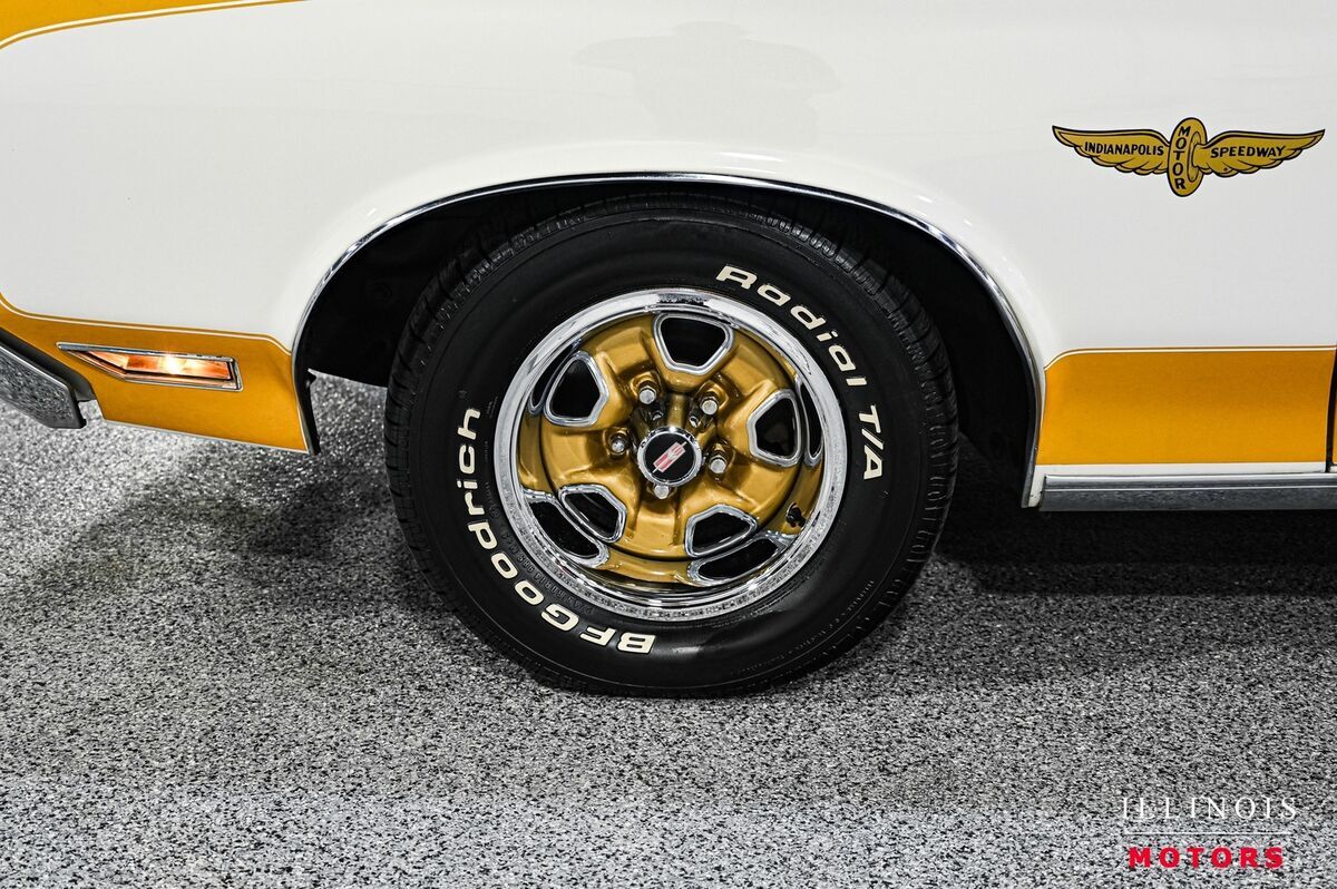 1972 Oldsmobile Cutlass Hurst/Olds Indy Pace Car - photo 9