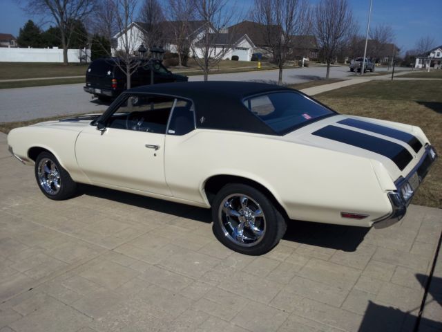 1972 Oldsmobile Cutlass Cutlass S - photo 4