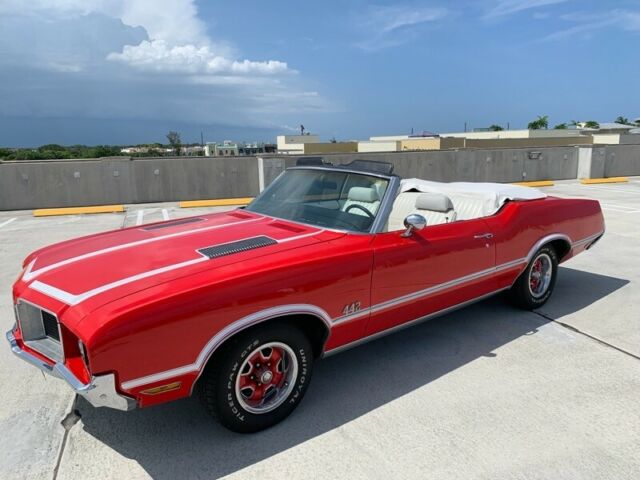 1972 Oldsmobile Cutlass Supreme 42,399 Miles Red V8 350ci Automatic 1972 Oldsmobile Cutlass --