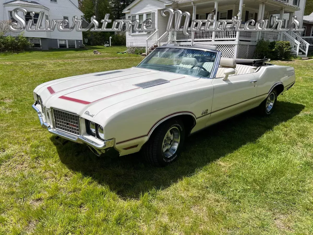 1972 Oldsmobile Cutlass Supreme 442 Clone Convertible 1972 Oldsmobile Cutlass Supreme 442 Clone