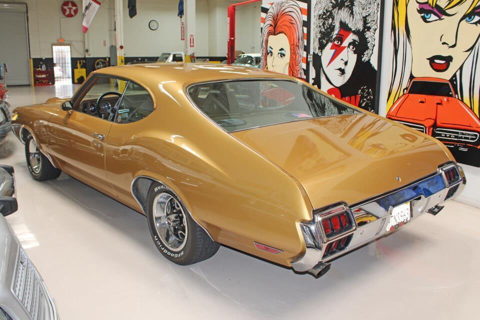1972 Oldsmobile Cutlass 442 - photo 2