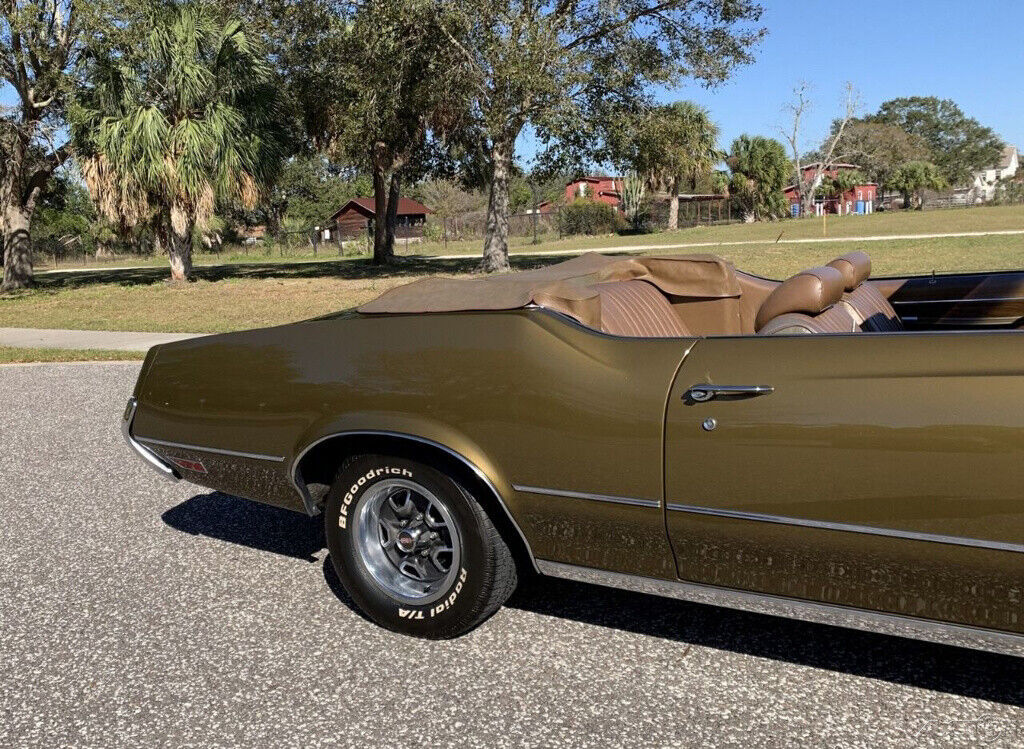 1972 Oldsmobile Cutlass Numbers Matching, Original Paperwork, Beautiful Paint! - photo 12
