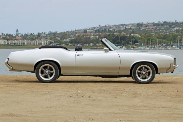 1972 Oldsmobile Cutlass Convertible - photo 3