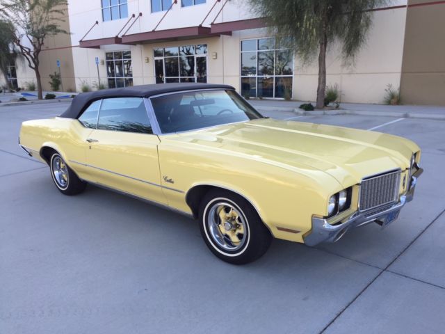 1972 Oldsmobile Cutlass Supreme Convertible