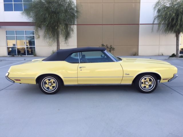 1972 Oldsmobile Cutlass Supreme Convertible - photo 2