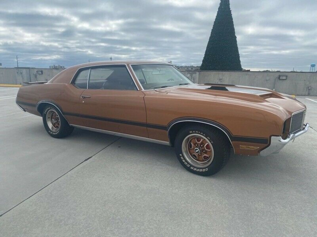 1972 Oldsmobile Cutlass Coupe