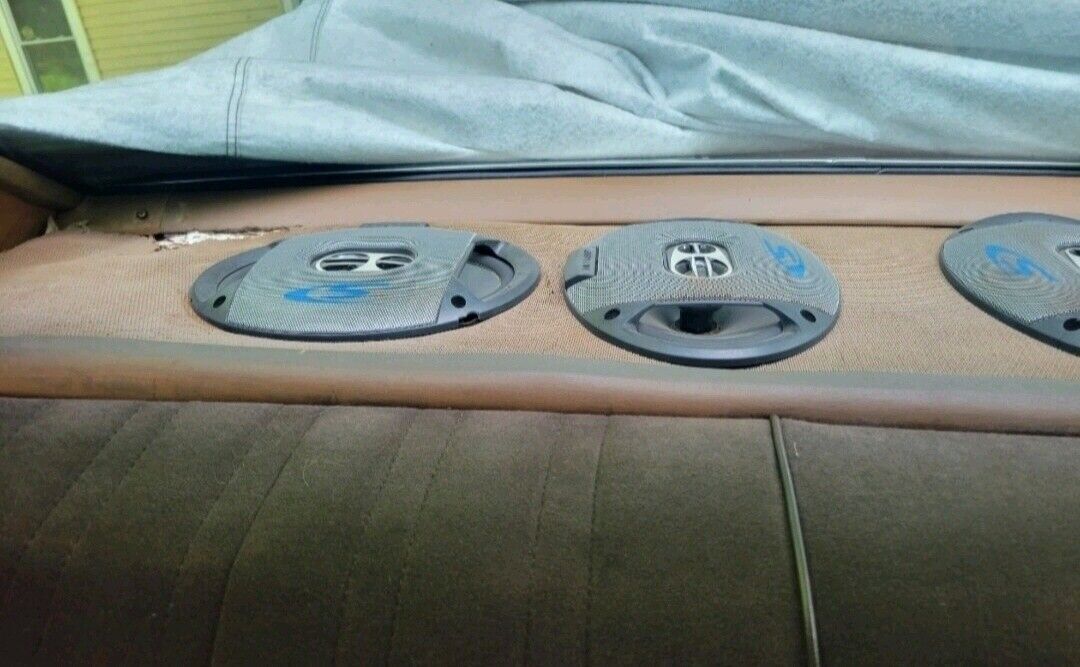 1972 Oldsmobile Cutlass Supreme Trim - photo 5