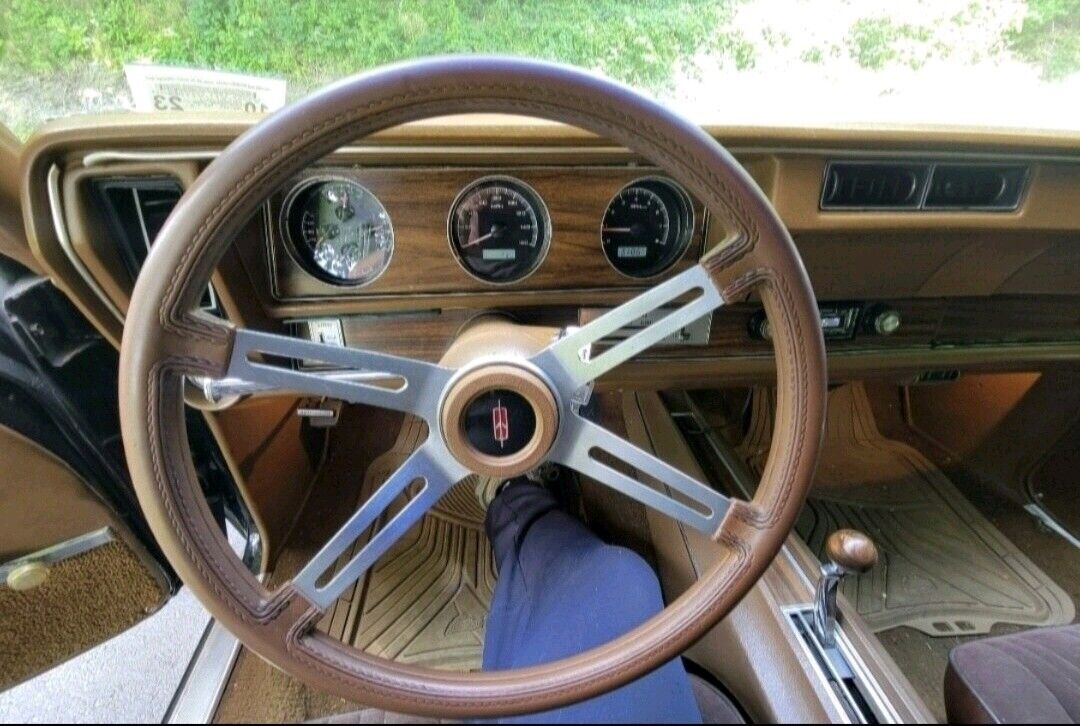 1972 Oldsmobile Cutlass Supreme Trim - photo 8