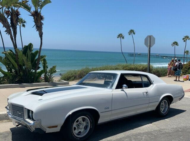 1972 Oldsmobile Cutlass Supreme~Protecto NO RESERVE! Factory 4 Speed! RAM AIR 1972 Oldsmobile Cutlass Supreme