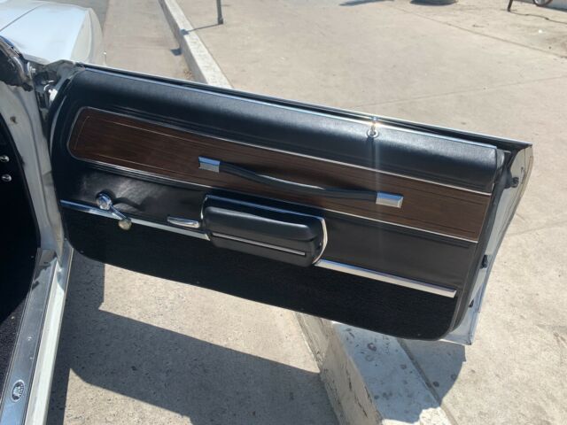 1972 Oldsmobile Cutlass Supreme - photo 10