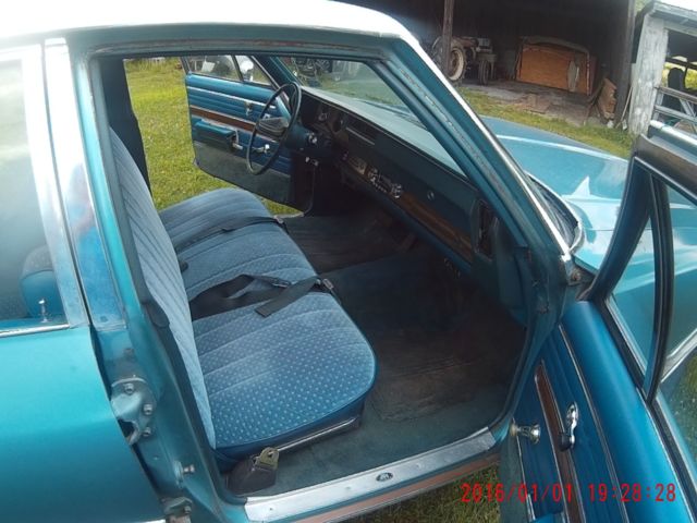 1971 Oldsmobile Cutlass Vista Cruiser Wagon - photo 12