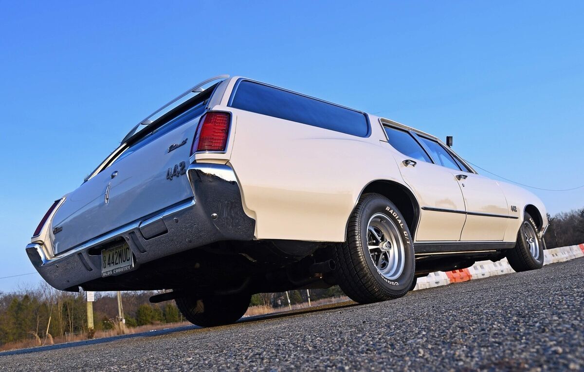 1972 Oldsmobile Cutlass 442 Clone 4 Speed 455 - photo 12