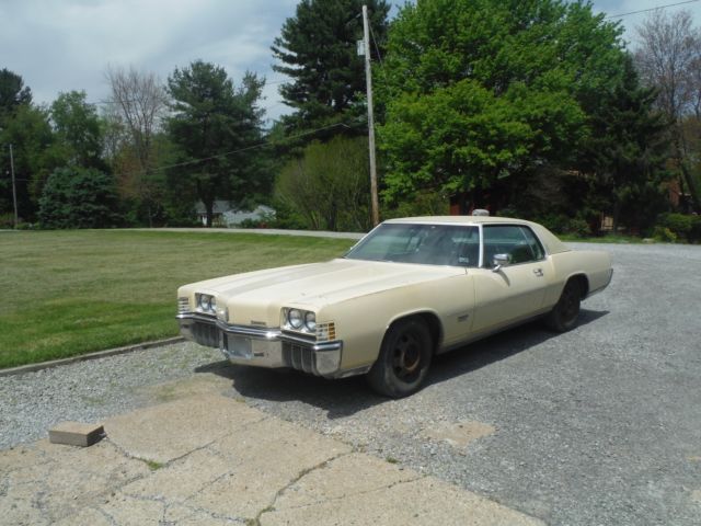 1972 Oldsmobile tornado 40,000 miles and not molested at all ORIGINAL! 1972 Oldsmobile Toronado