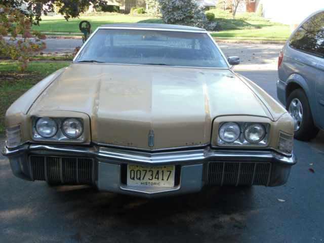 1972 Oldsmobile Toronado Tan 2 Door Coupe 1972 Oldsmobile Toronado