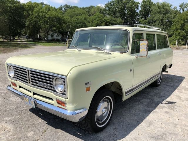 1972 ORIGINAL 62K MILE INTERNATIONAL TRAVELALL 1972 International Harvester Scout 1110 DELUXE