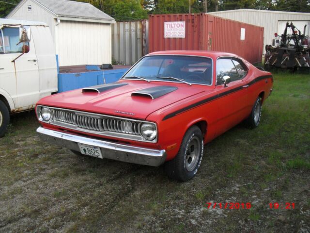 1972 Plymouth 340 4 Speed Duster, real factory orange H code car 1972 Plymouth Duster