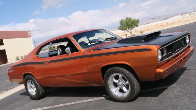 1972 Plymouth Duster 383! PROWLER ORANGE! 727 TRANS! RUST FREE! - photo 2